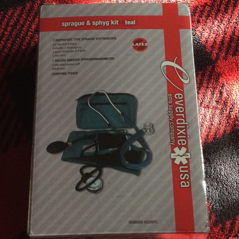 NEW Everdixie sprague and sphygmomanometer kit